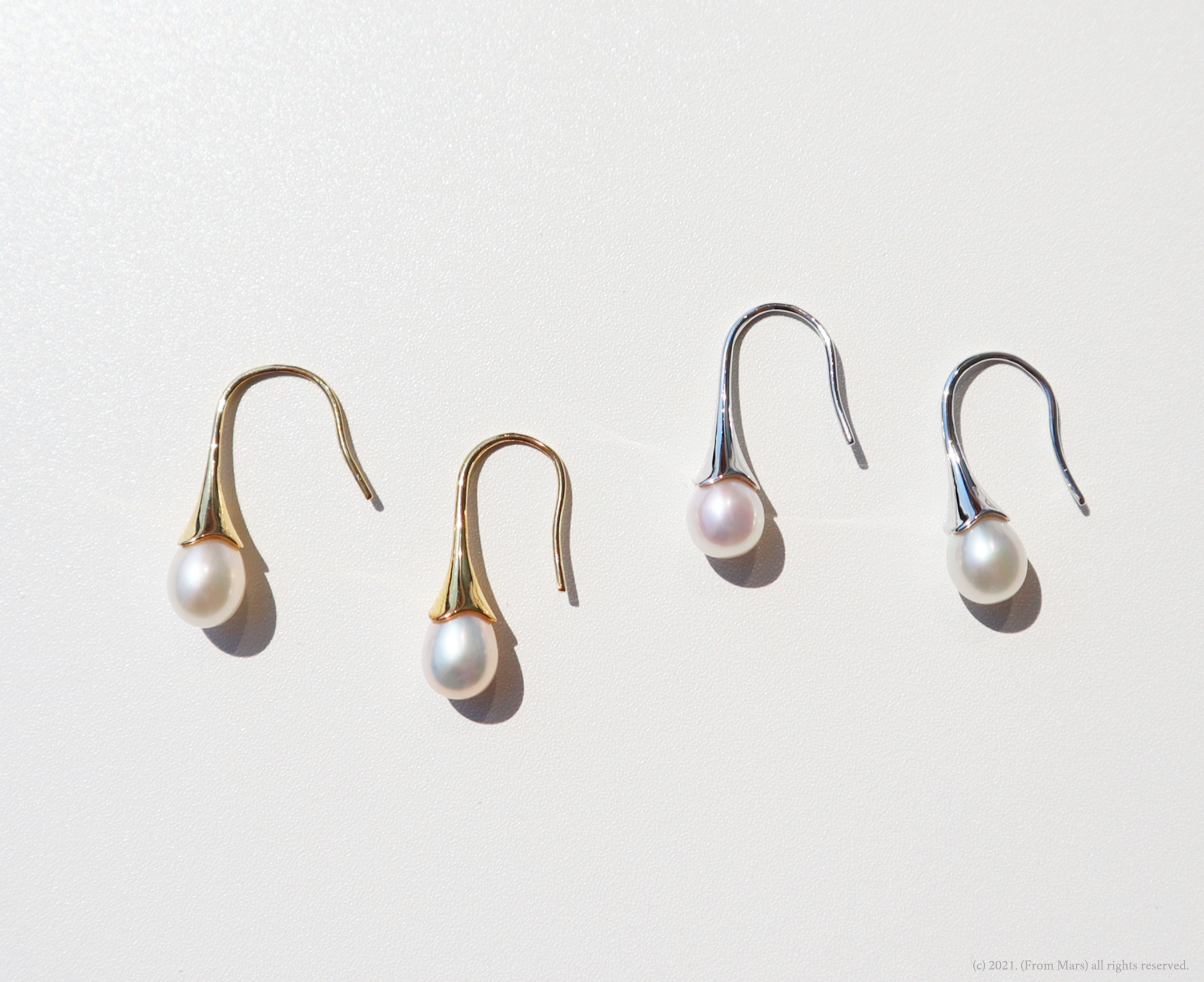 [s] bellflower pearl earrings / 담수진주 벨플라워